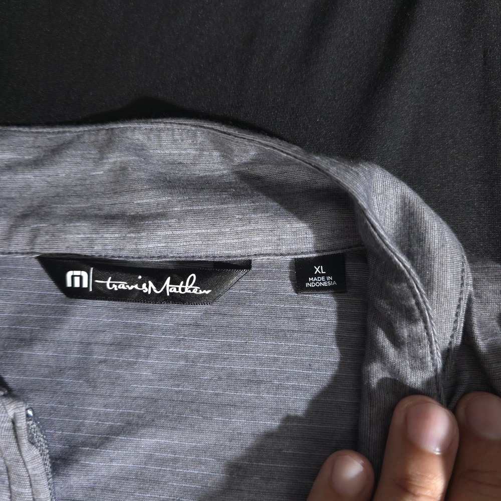 TravisMathew Pullover Mens XL Grey 1/4 Zip JW Marriott Logo Heathered Stretch - Picture 7 of 10